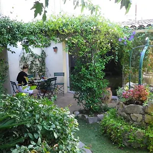 2* Bed & Breakfast Chez Catherine
